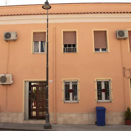 فندق مبيت وإفطار Su Rosariu 3*