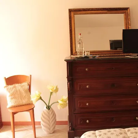 فندق مبيت وإفطار Su Rosariu Florinas